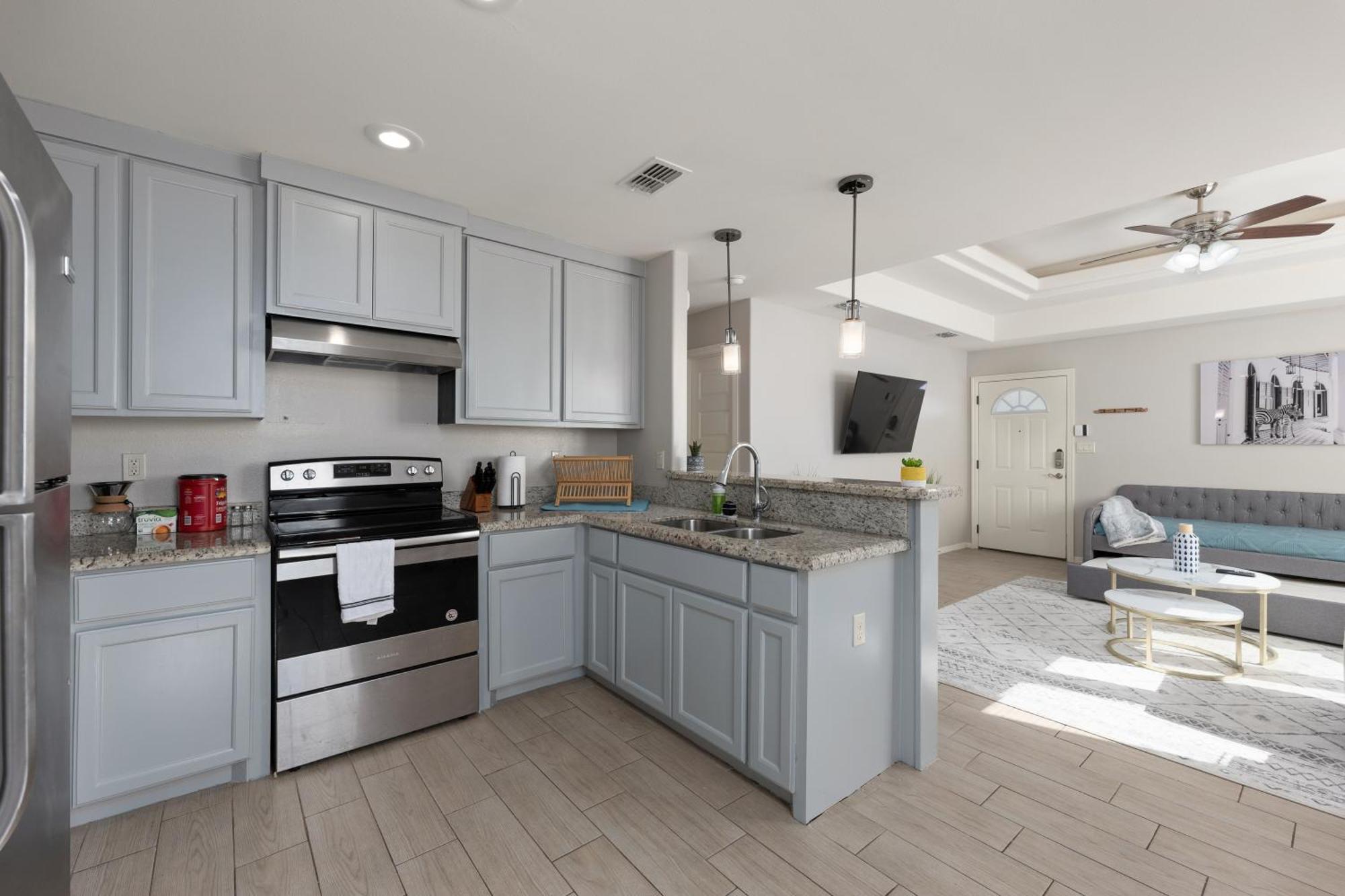 Cozy 3 Bed 2 Bath Apartment, Near Shopping Plazas, Expressway And Free Parking Эдинбург Экстерьер фото